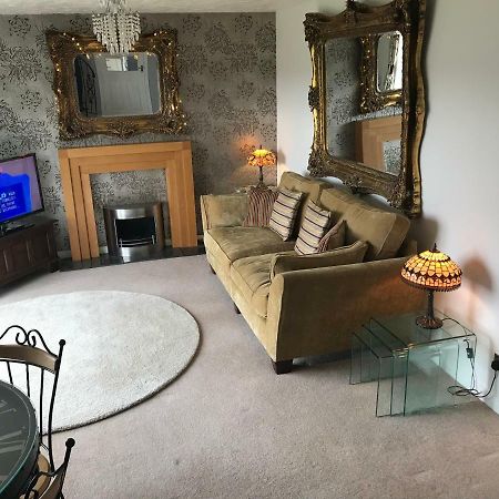 Valley View / Gwel Y Cwm Villa Ammanford Esterno foto