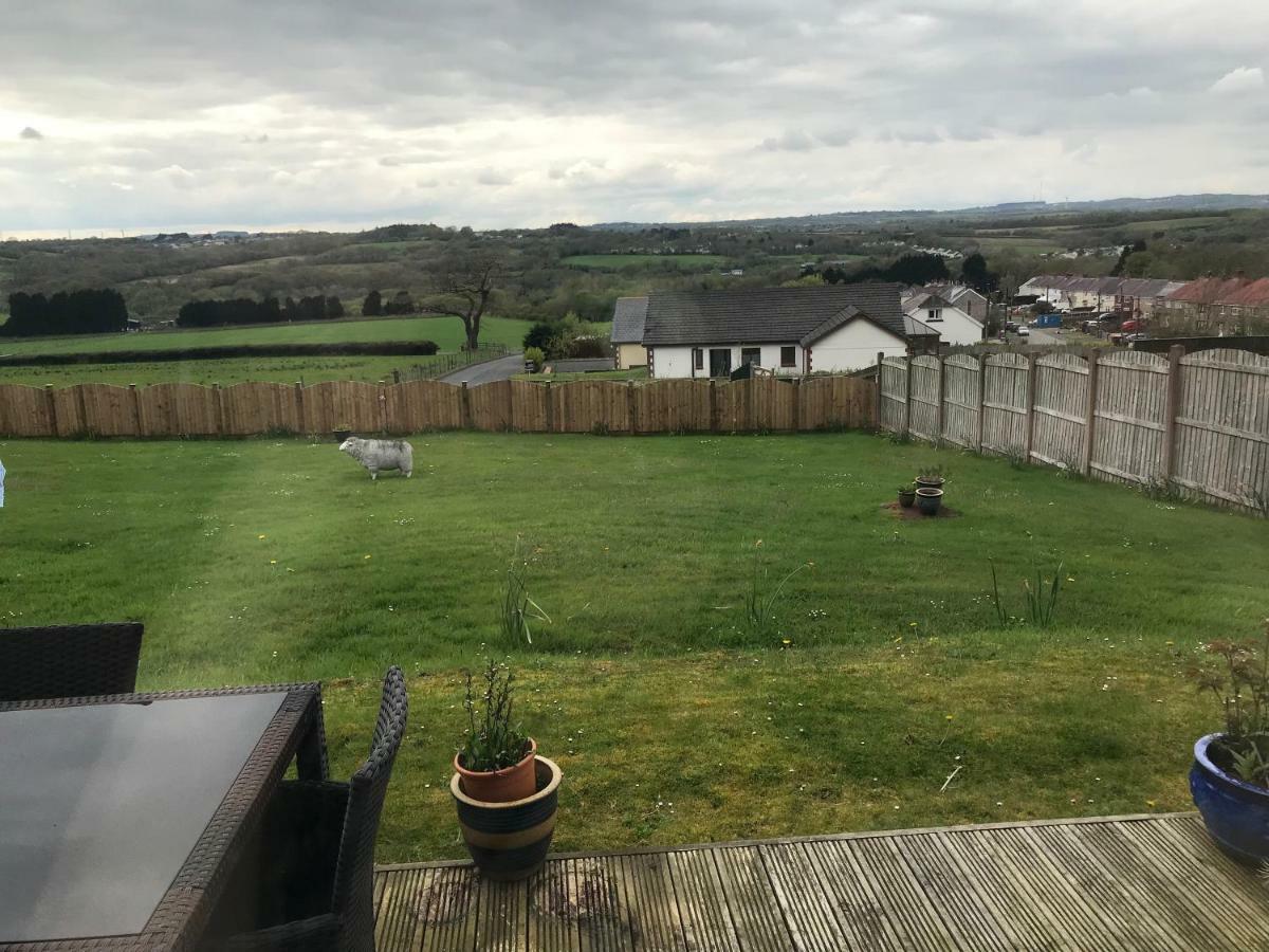 Valley View / Gwel Y Cwm Villa Ammanford Esterno foto